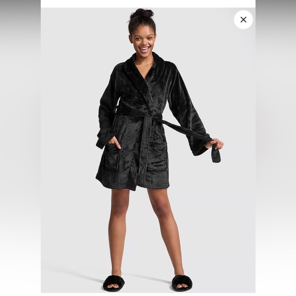 Victoria's Secret Other - 🐸Victoria's Secret PINK Black Cozy Robe